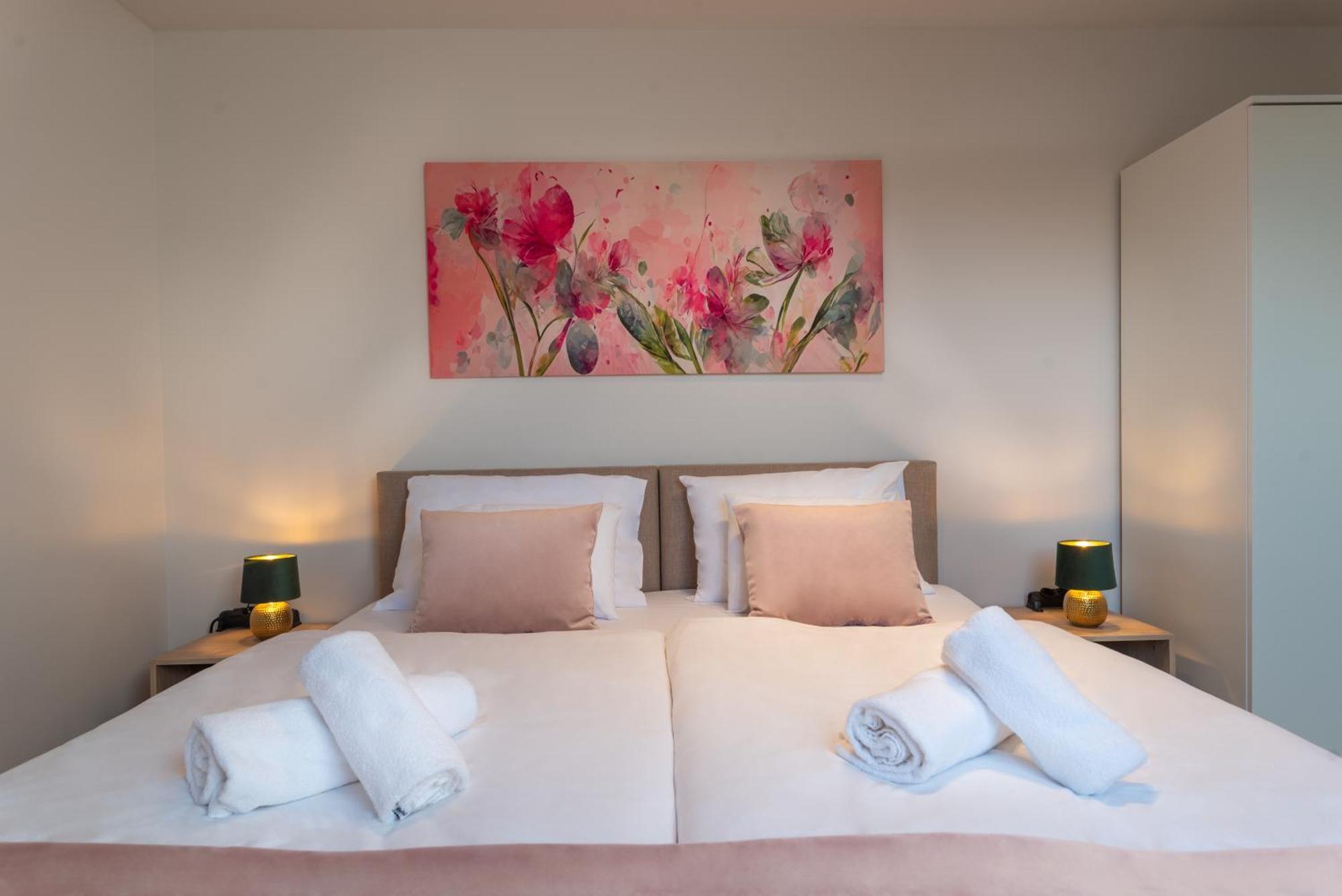 Sárvár Holdvirag Hotel المظهر الخارجي الصورة