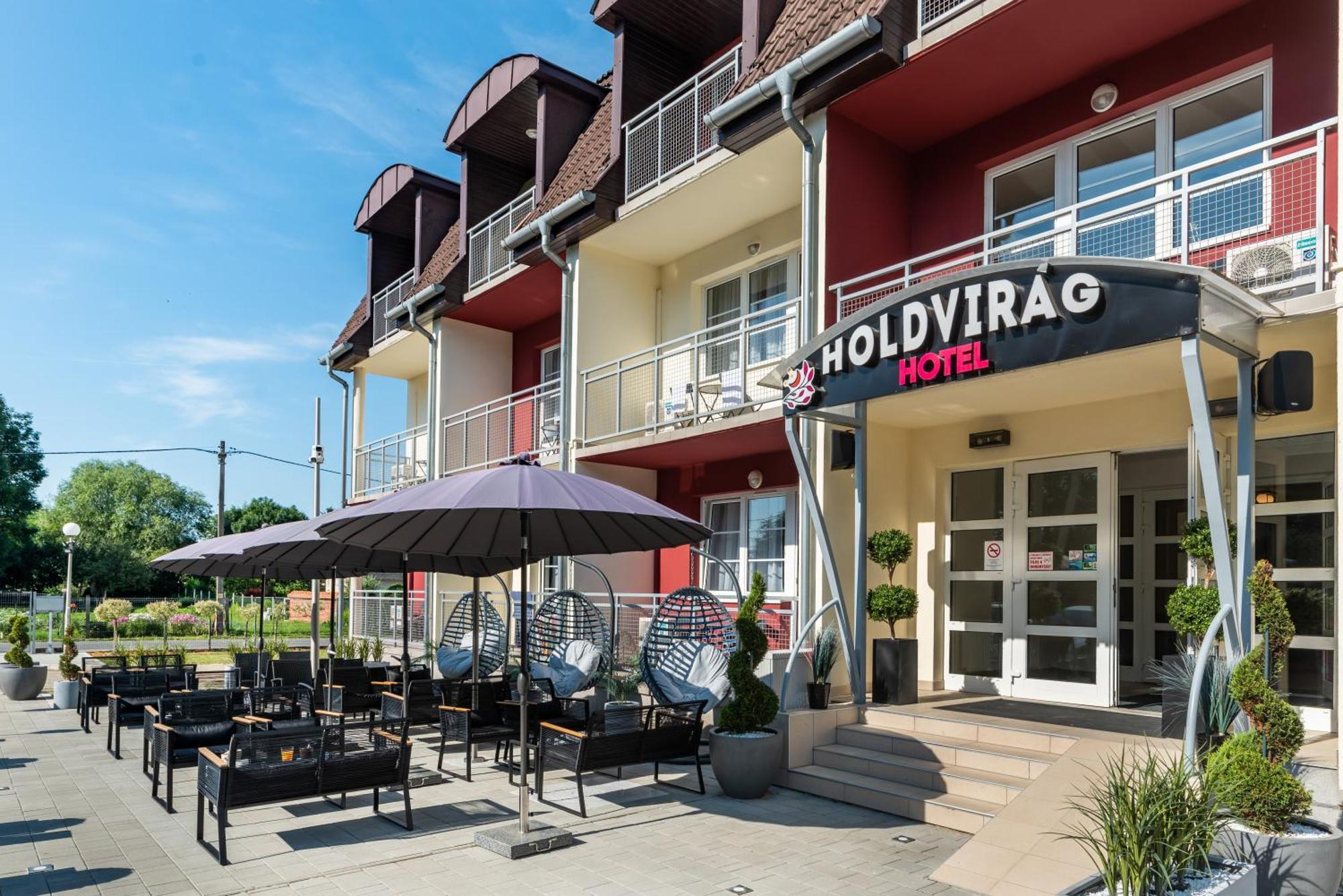 Sárvár Holdvirag Hotel المظهر الخارجي الصورة